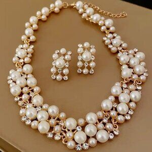 Luxurious Cluster of Pearls with Crystal Necklace Earring Set